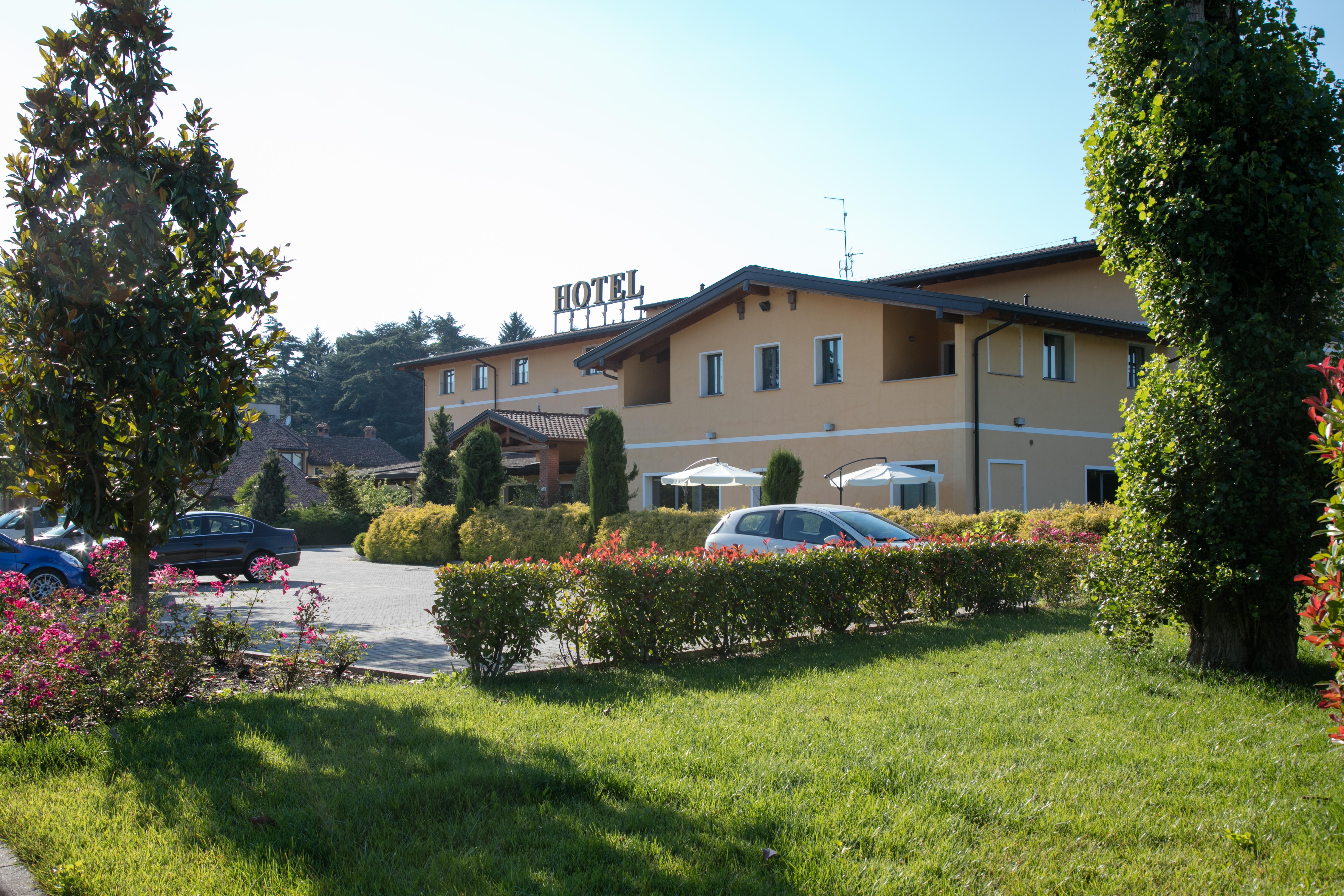 Hotel Del Parco Виджевано Экстерьер фото